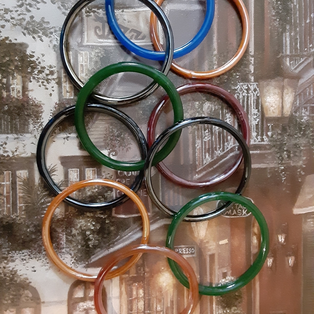 Bracelets - Picture 3 of 4